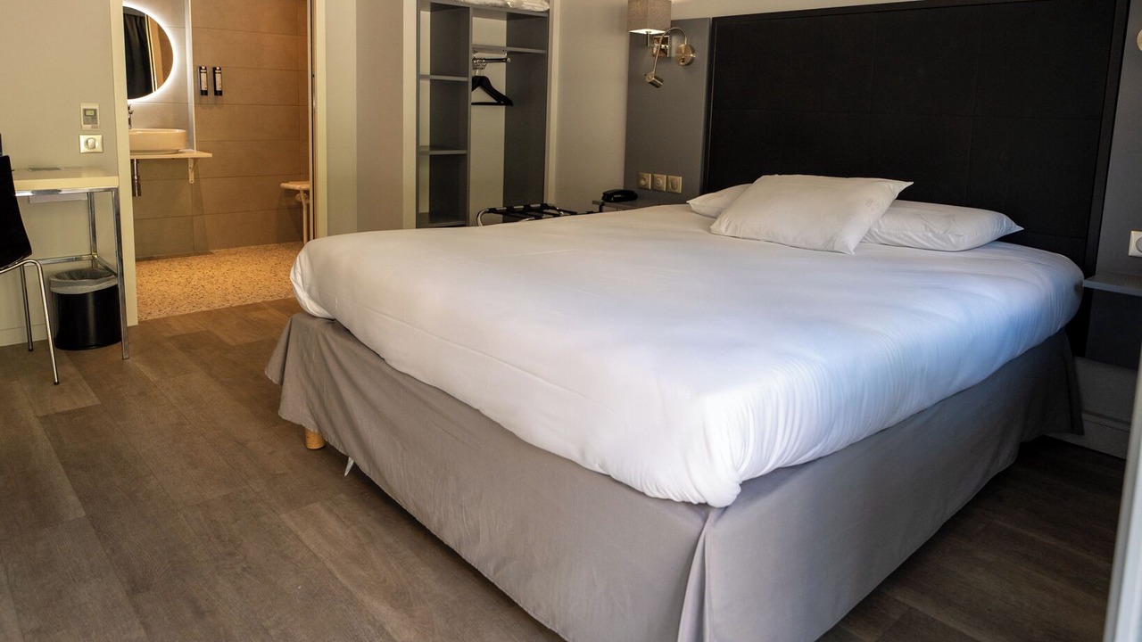 Photo of Bedroom in Sainte-Foy-les-Lyon