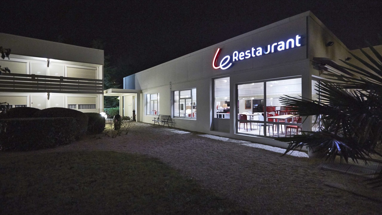 Photo of Buildings in Ecully