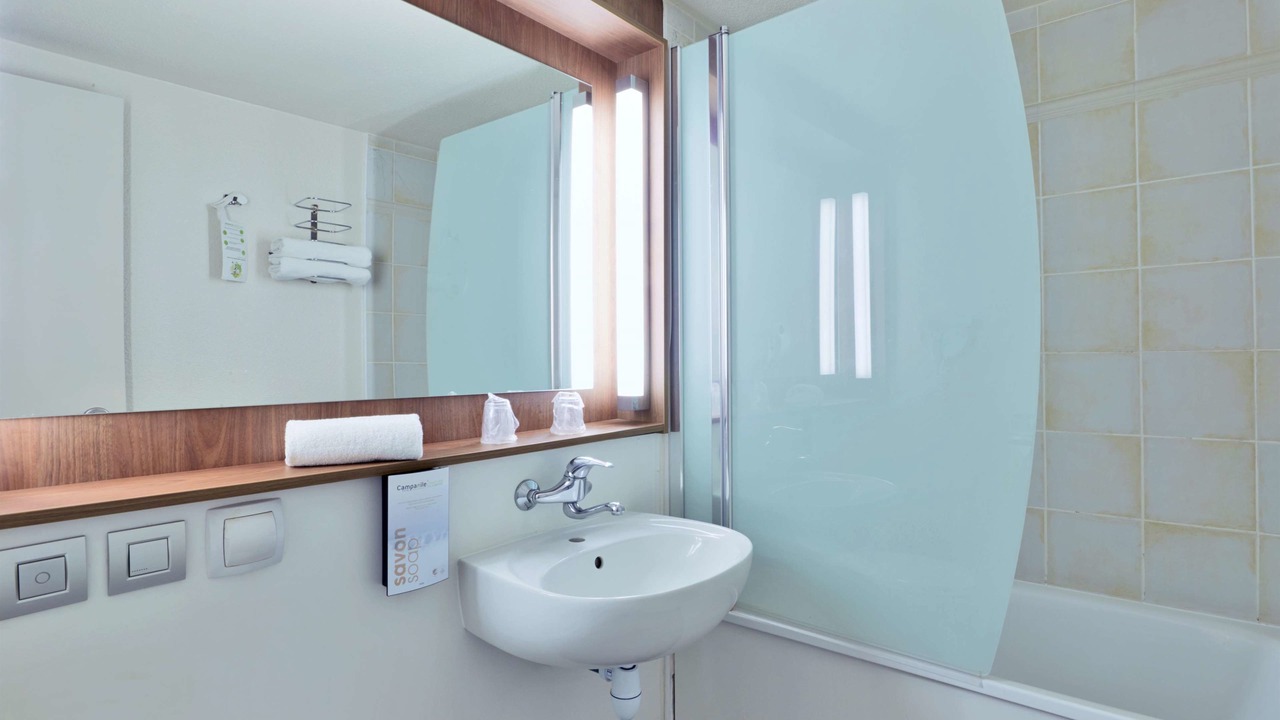 Photo of Bathroom in Ecully