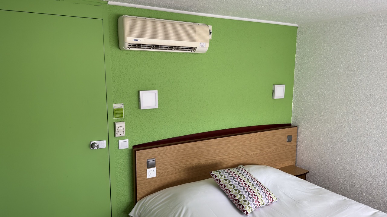 Photo of Bedroom in Calais