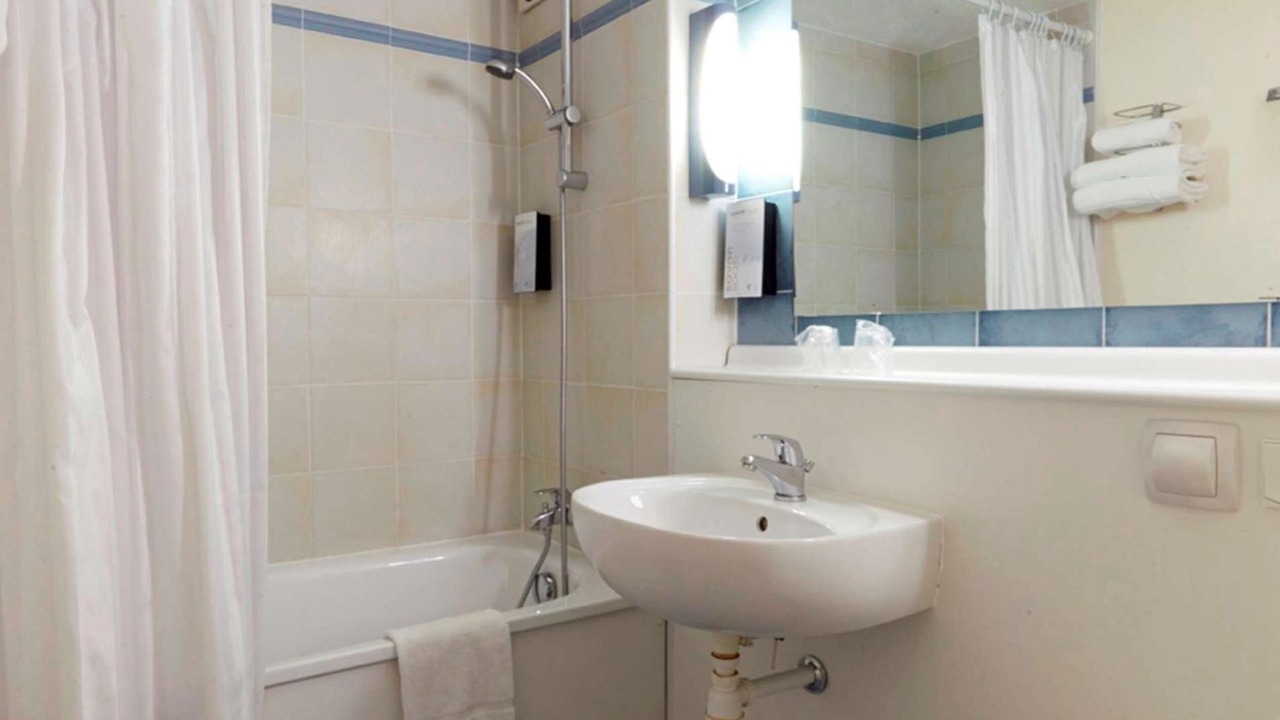 Photo of Others in Calais