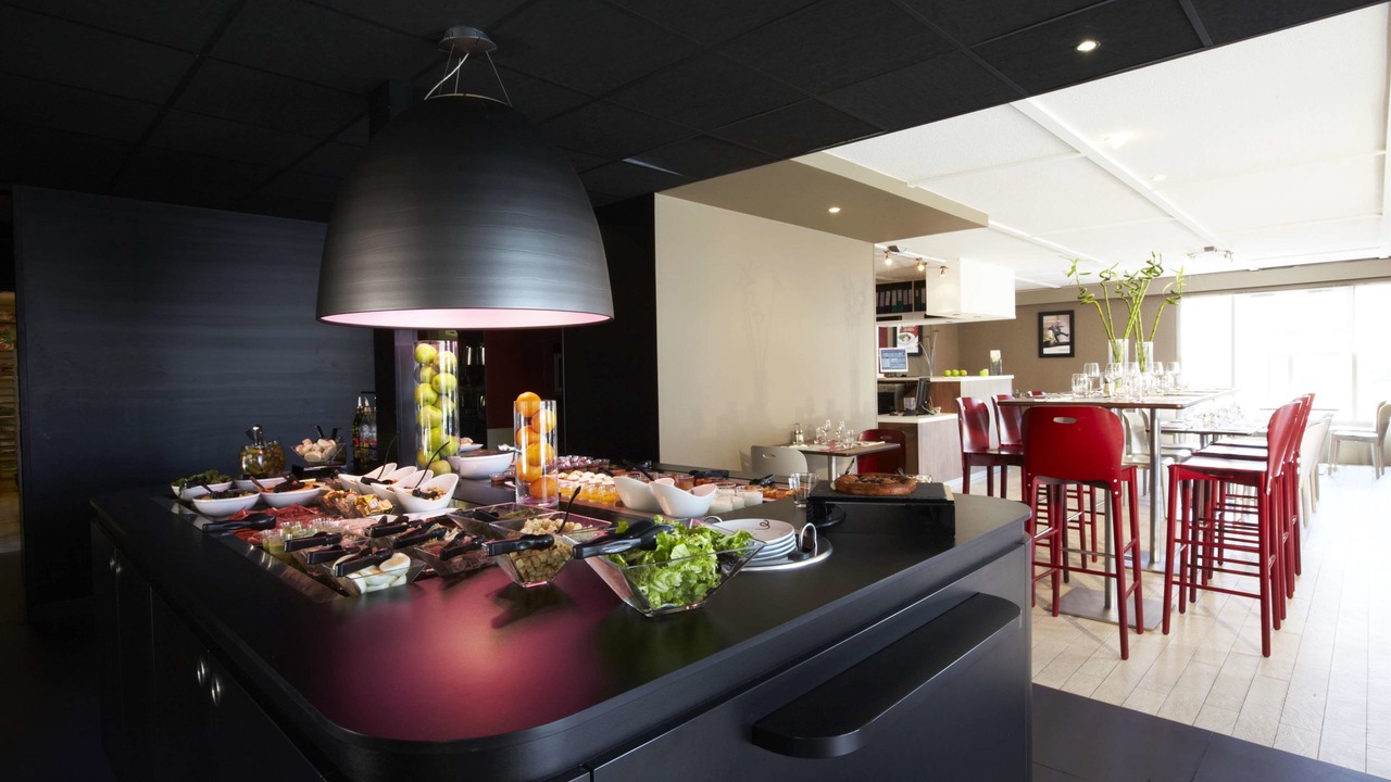 Photo of Others in Calais