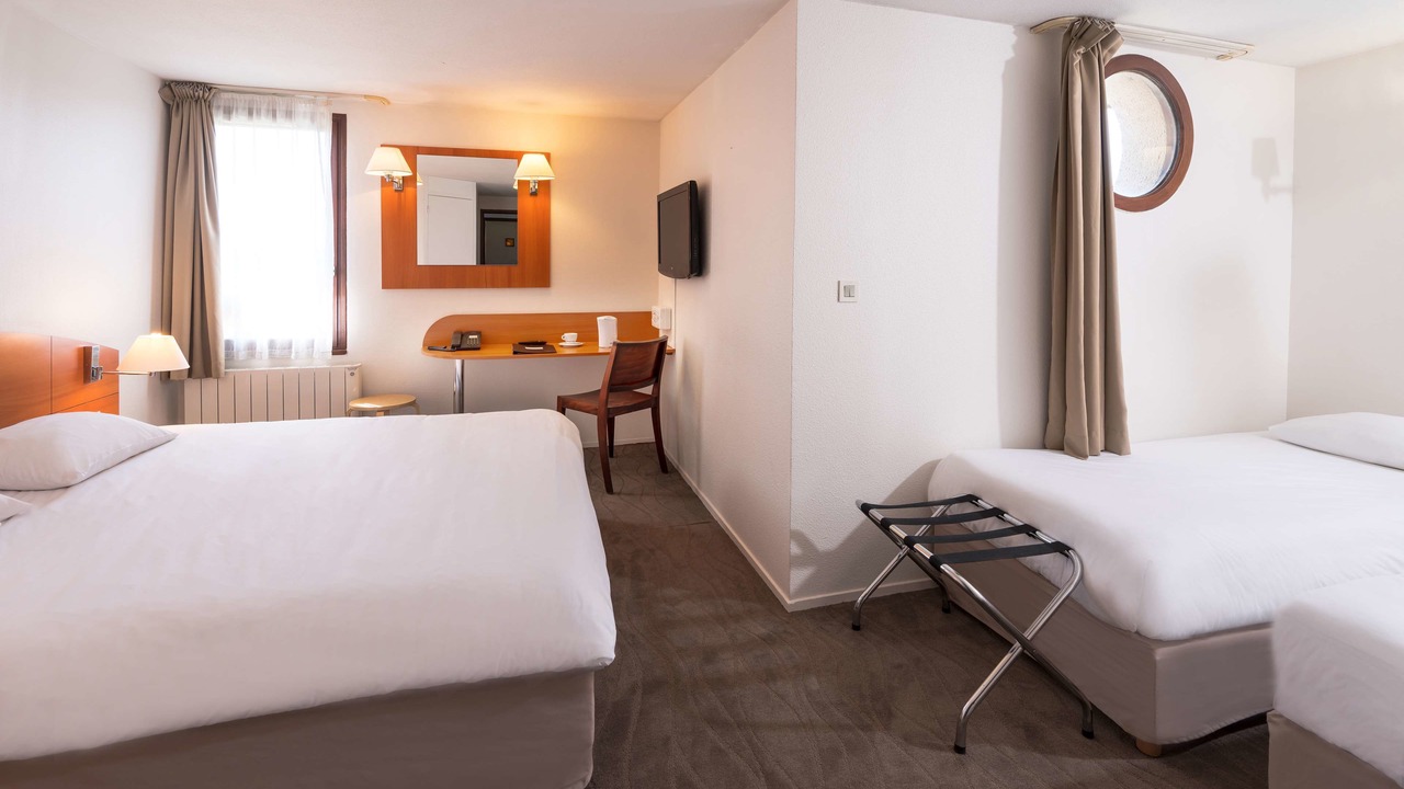 Photo of Bedroom in Ifs