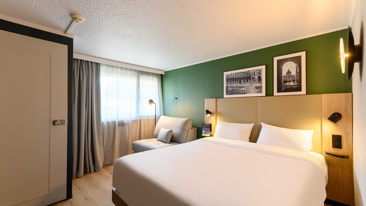 Photo of Bedroom in Saint-Jouan-des-Guerets