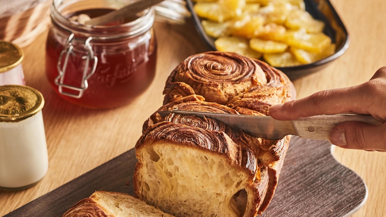 Photo of Others in Lens