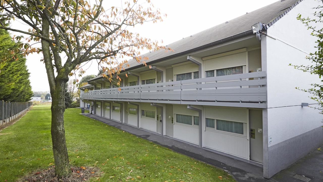 Photo of Outdoor in Lens