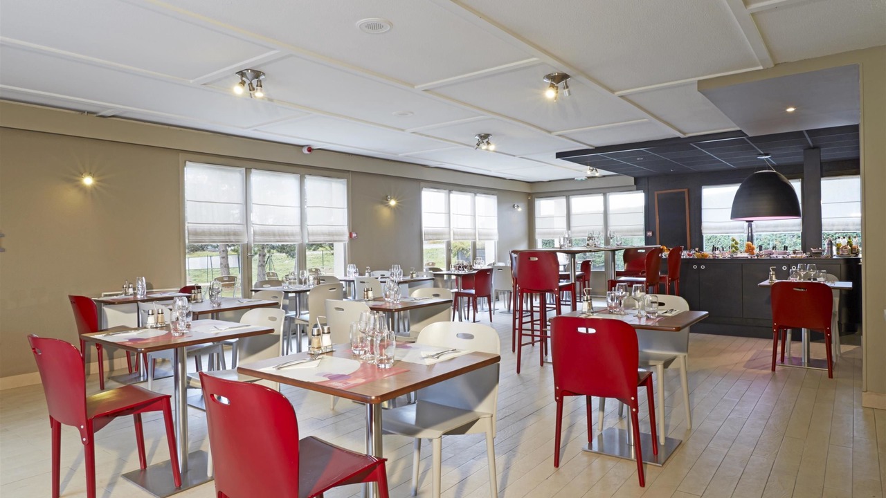 Photo of Others in Lens