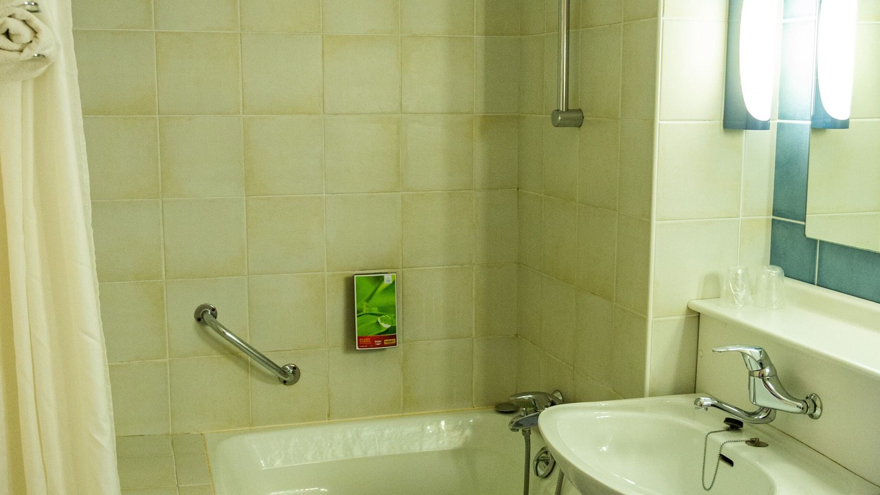 Photo of Bathroom in La Roche-sur-Yon