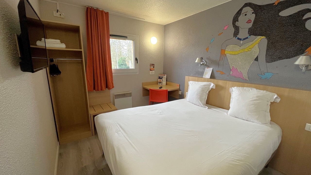 Photo of Bedroom in Chambray-les-Tours