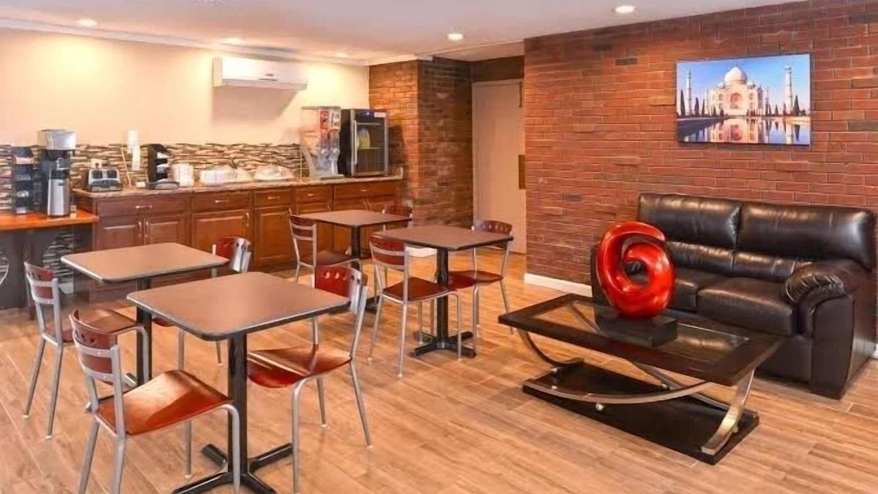 Photo of Others in Putnam