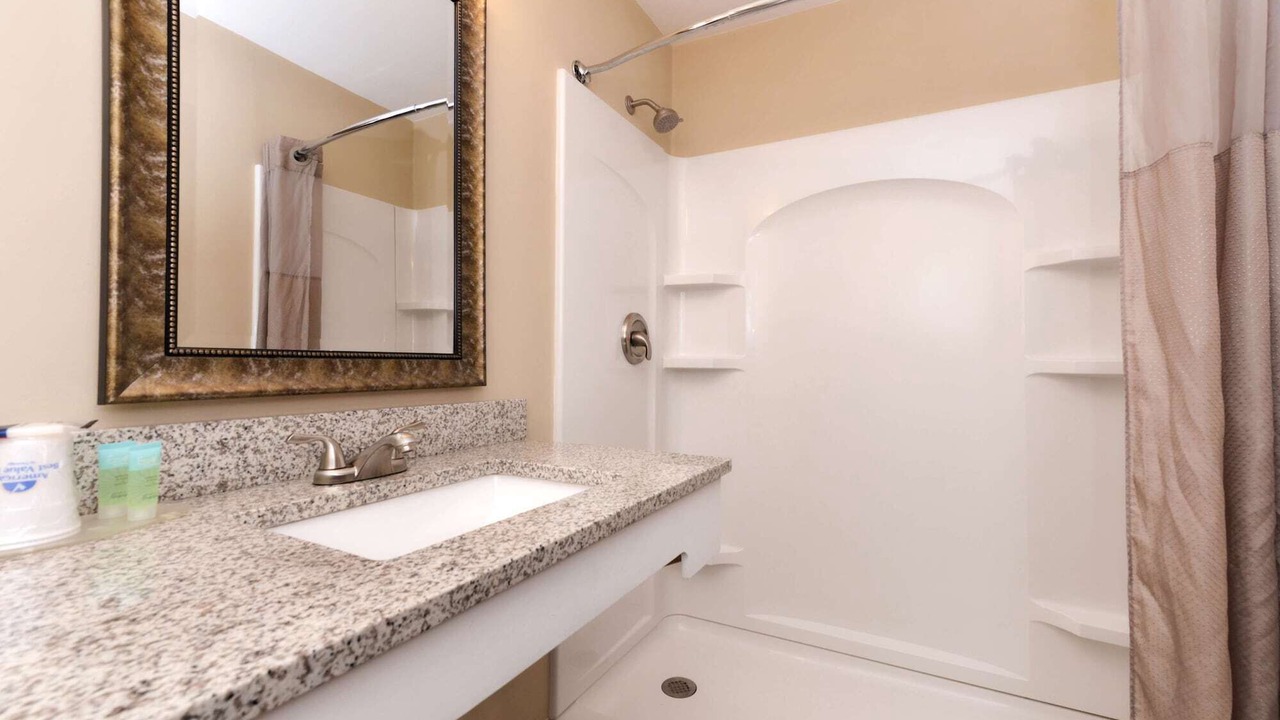 Photo of Others in Putnam