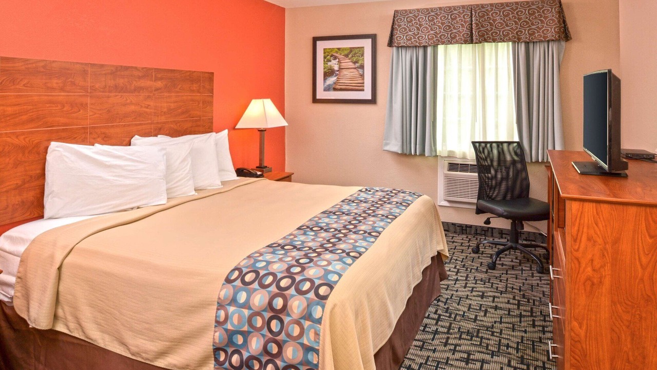 Photo of Others in Putnam