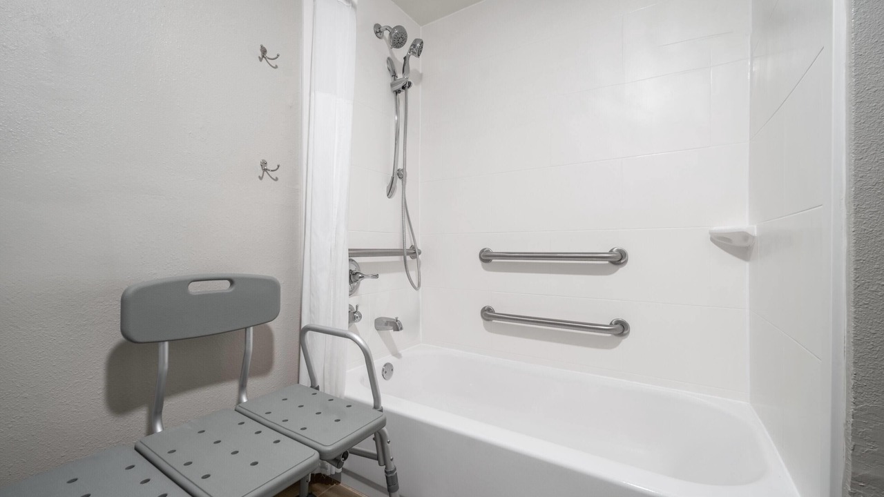 Photo of Bathroom in Murphy