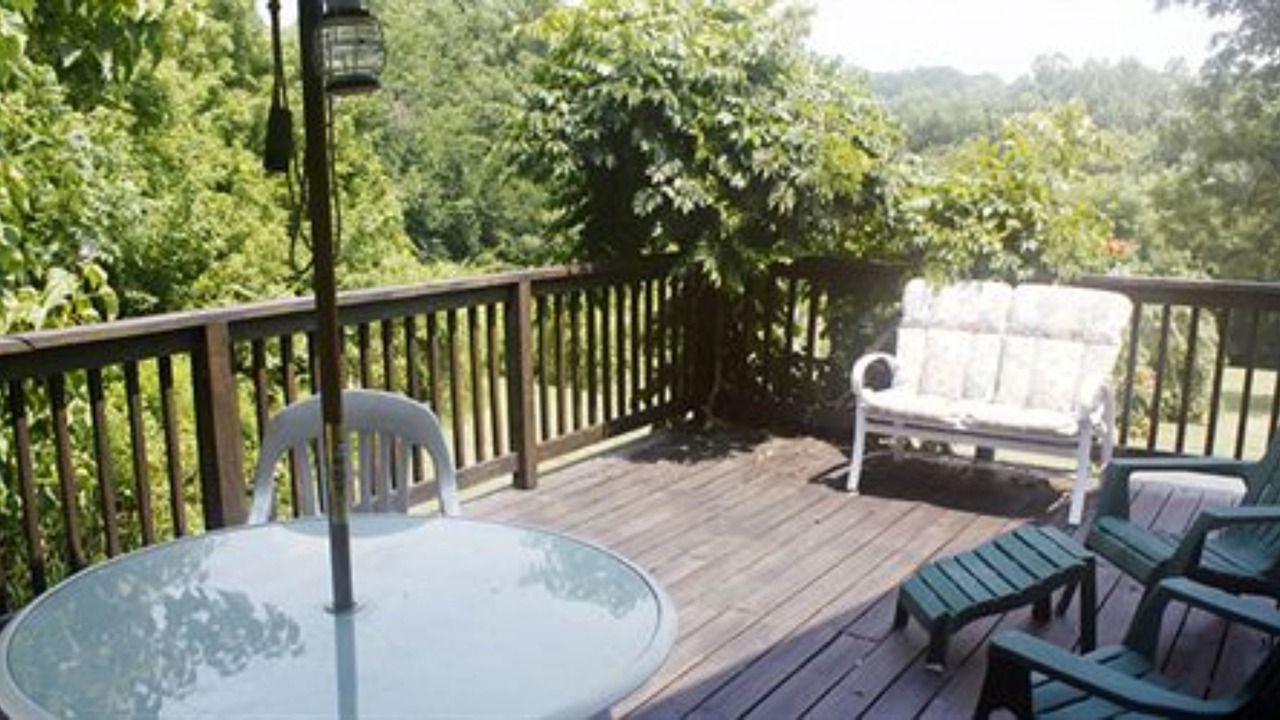 Photo of Patio Balcony in Elk Mills