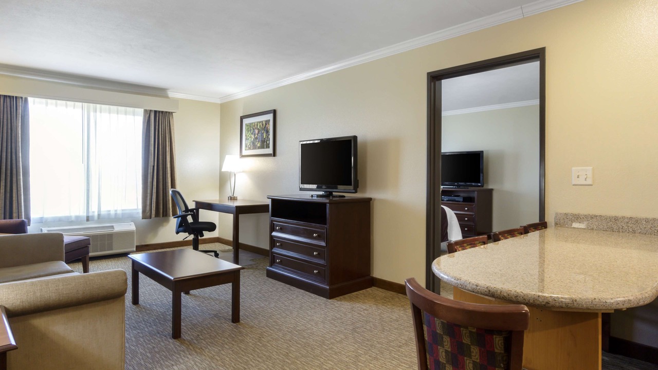 Photo of Others in Outlook