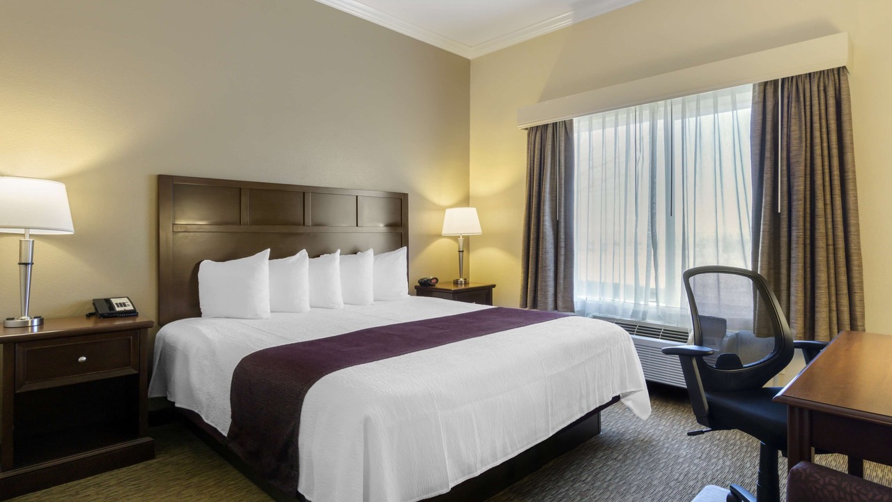 Photo of Others in Outlook