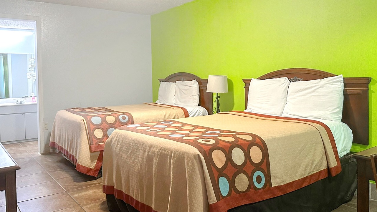 Photo of Bedroom in Dexter