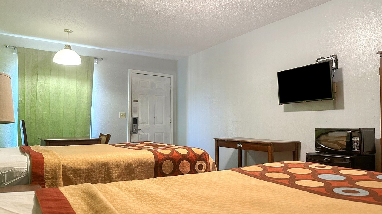 Photo of Bedroom in Dexter