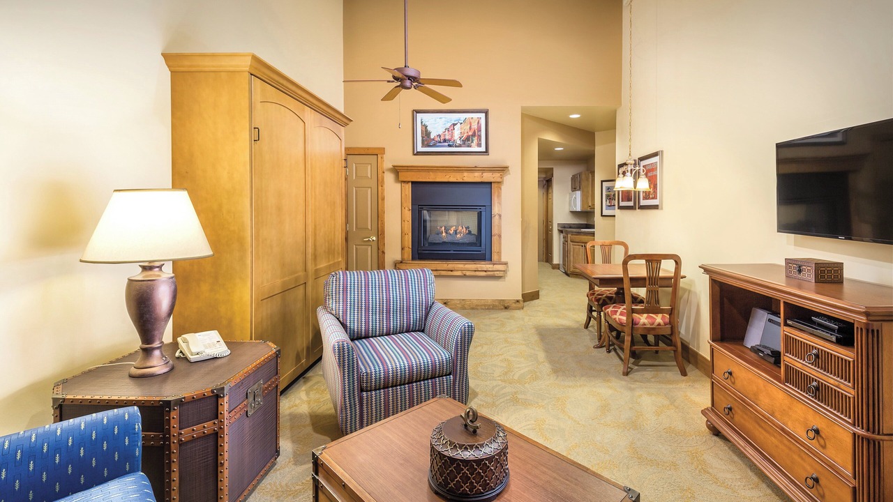 Photo of Livingroom in The Galena Territory
