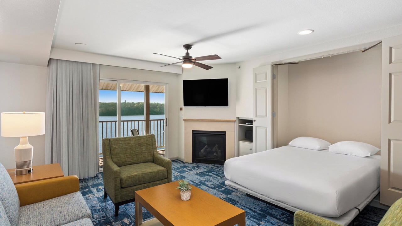 Photo of Livingroom in Osage Beach