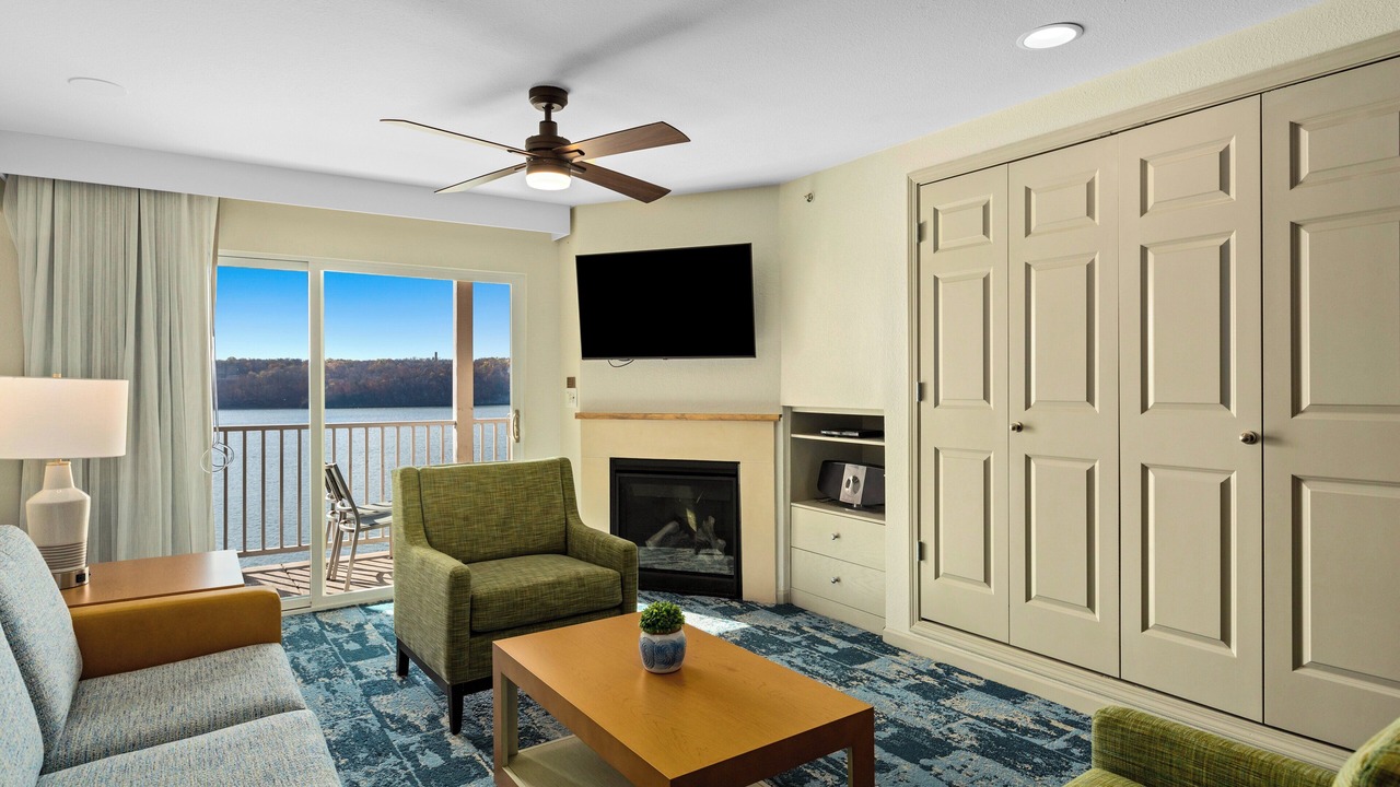 Photo of Livingroom in Osage Beach