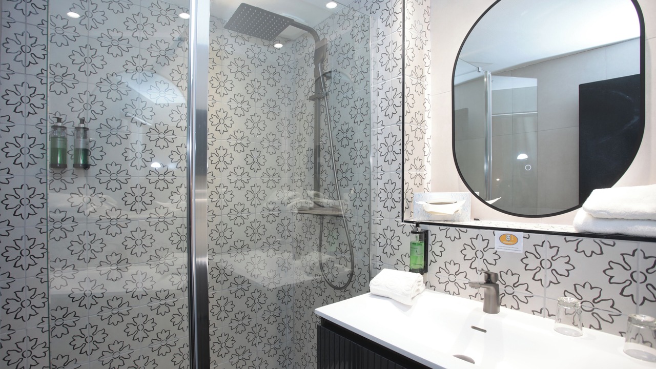 Photo of Bathroom in Cambrai