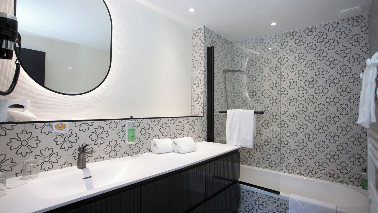 Photo of Bathroom in Cambrai