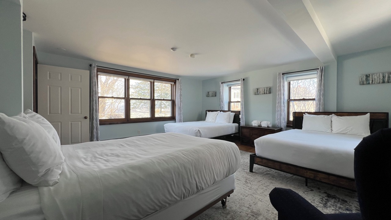 Photo of Others in Lyndon