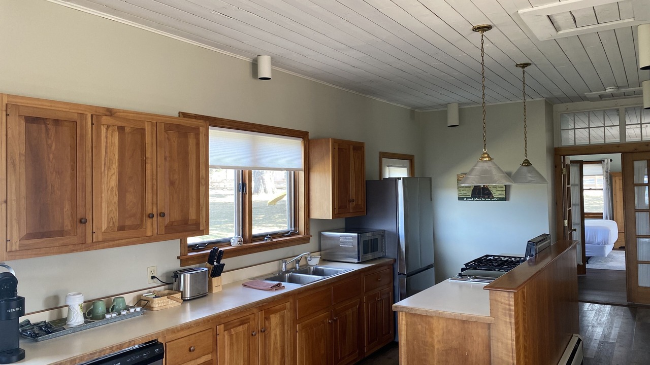 Photo of Others in Lyndon