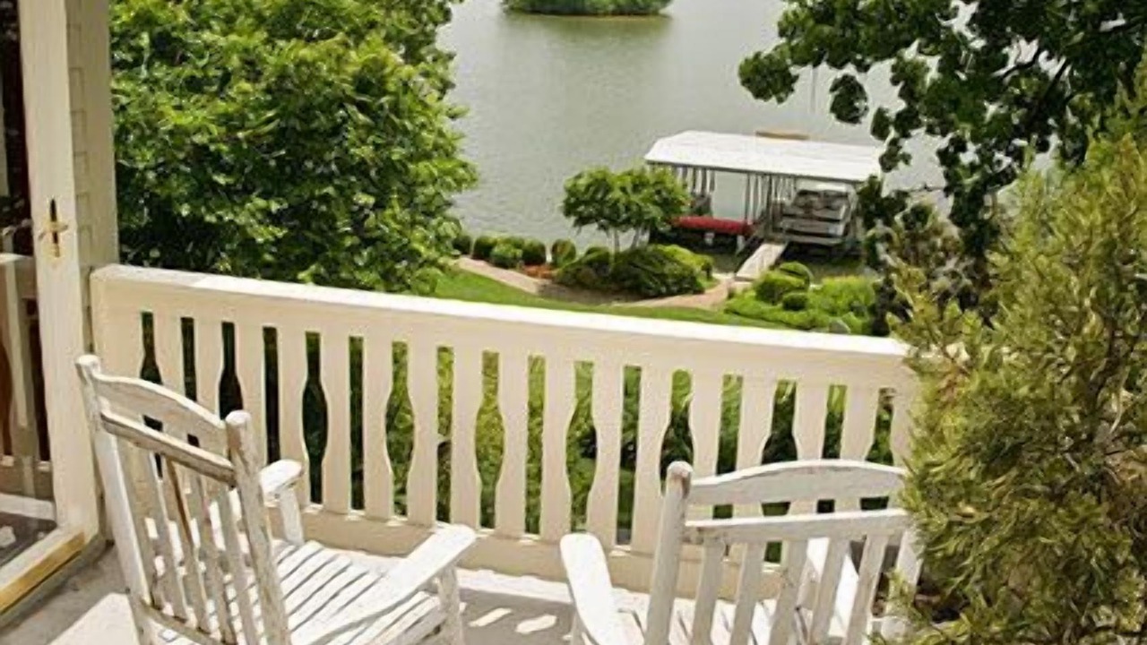Photo of Patio Balcony in Lake Hamilton