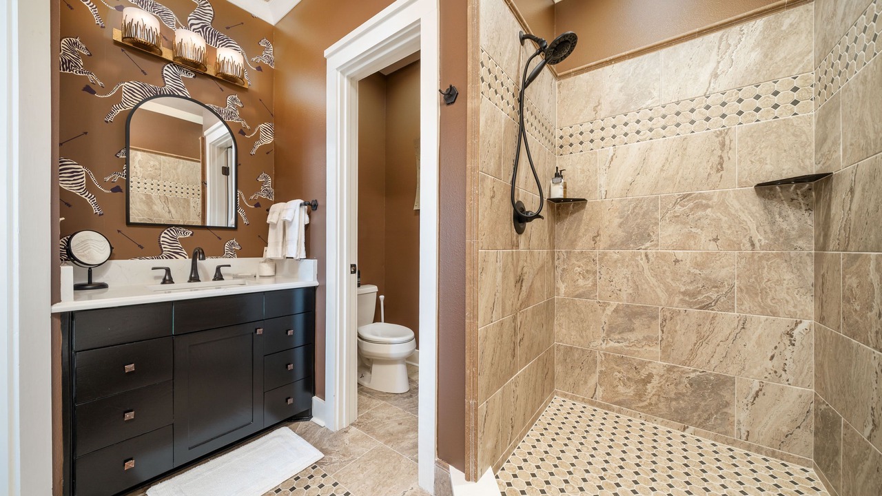 Photo of Bathroom in Lake Hamilton