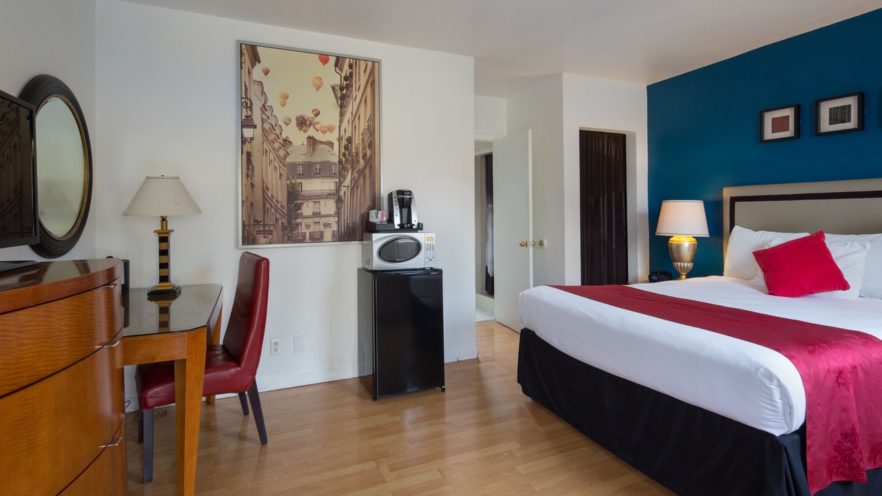 Photo of Bedroom in Bayshore Heights