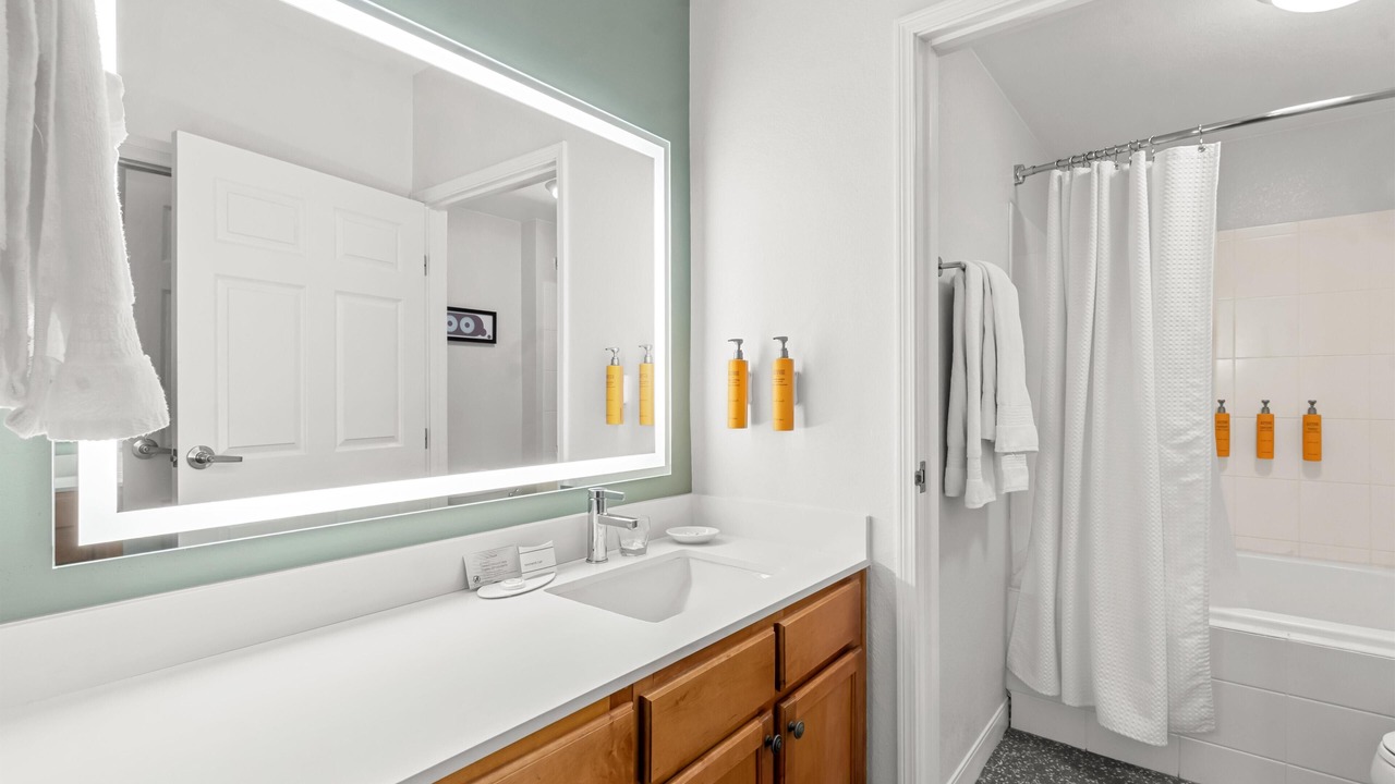 Photo of Bathroom in Palm Valley