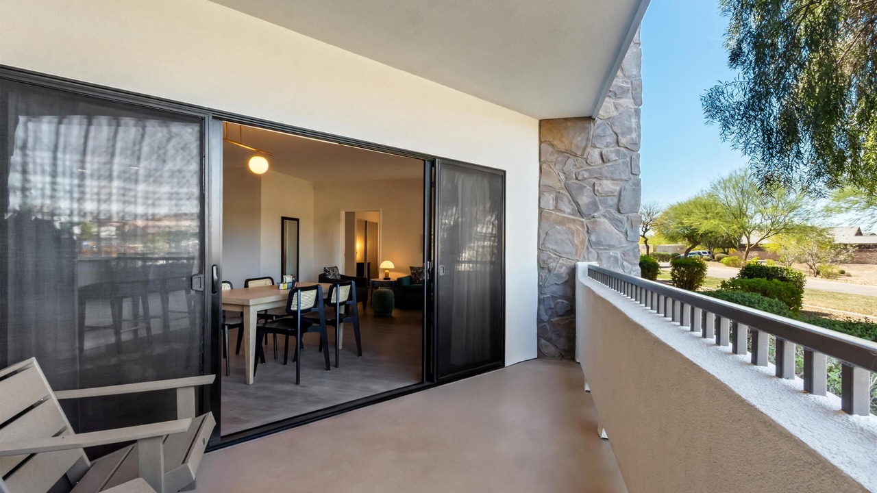 Photo of Bedroom in Palm Valley