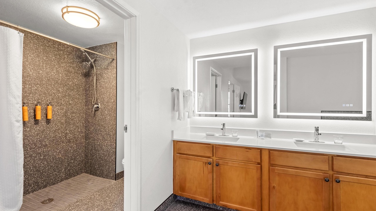 Photo of Bathroom in Palm Valley