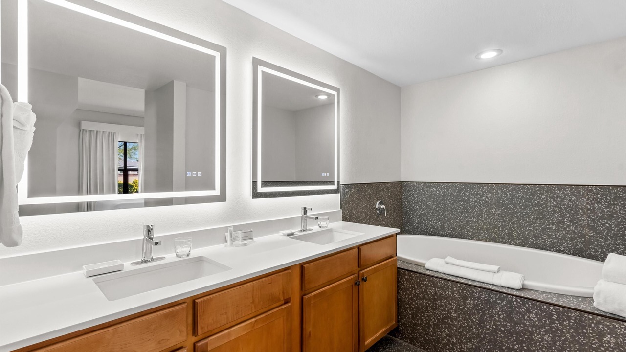 Photo of Bathroom in Palm Valley