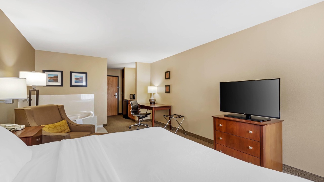 Photo of Bedroom in Carbon Cliff