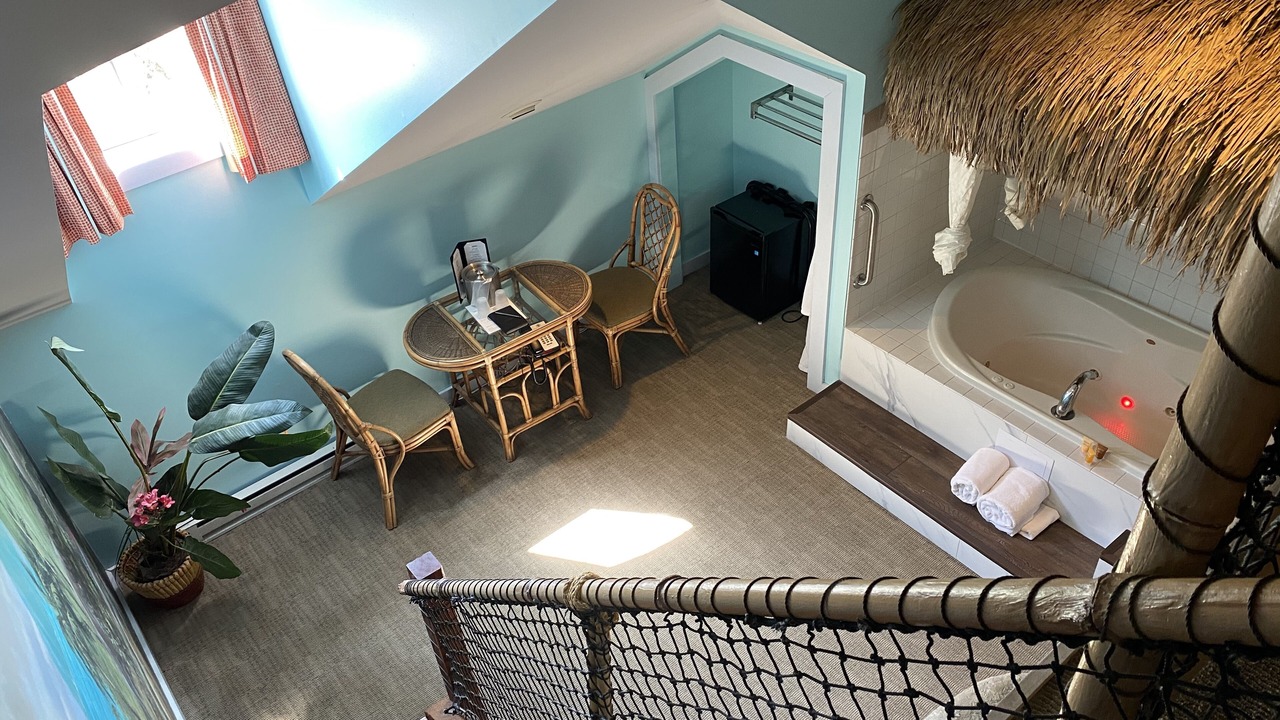 Photo of Bedroom in I-435 West KC-KS