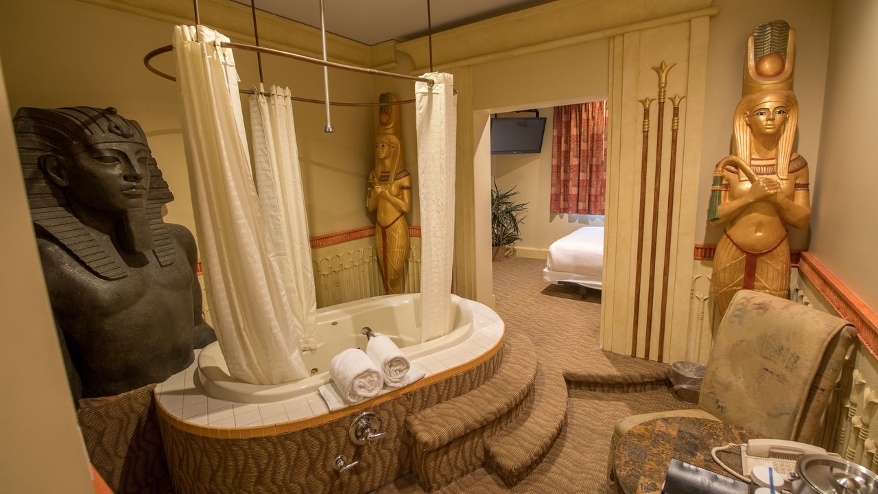 Photo of Bedroom in I-435 West KC-KS