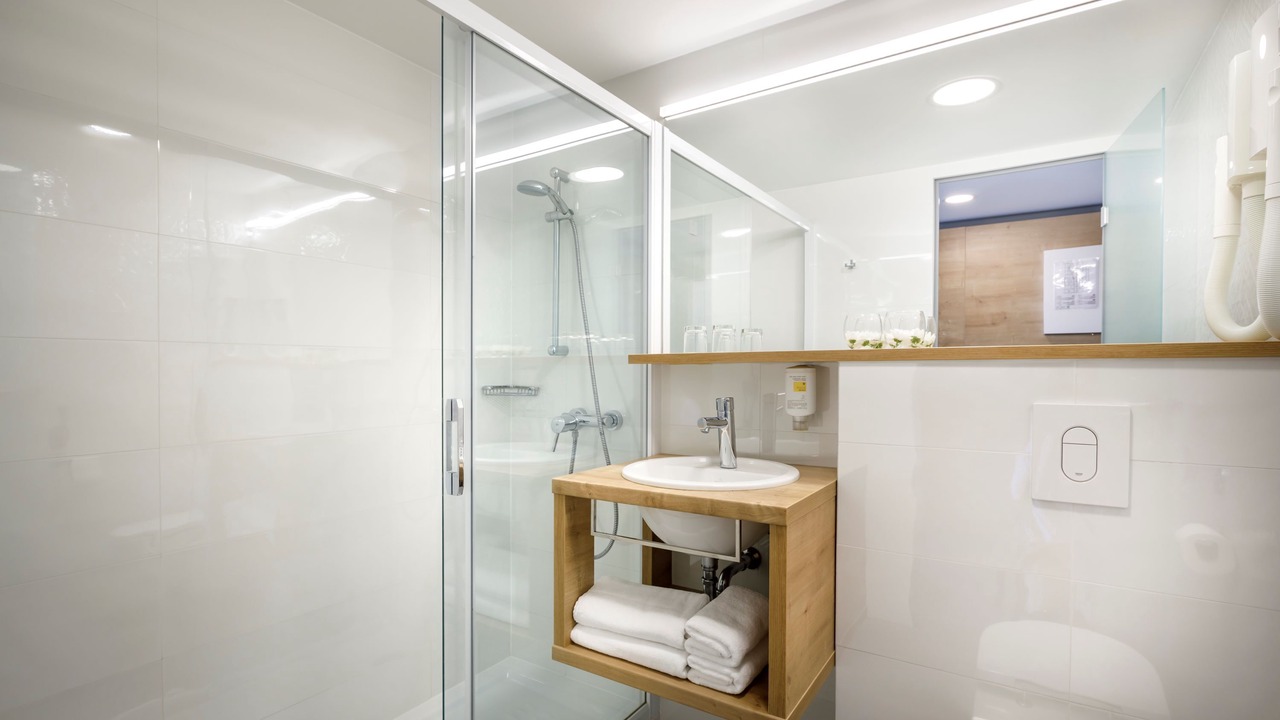 Photo of Bathroom in Lopar