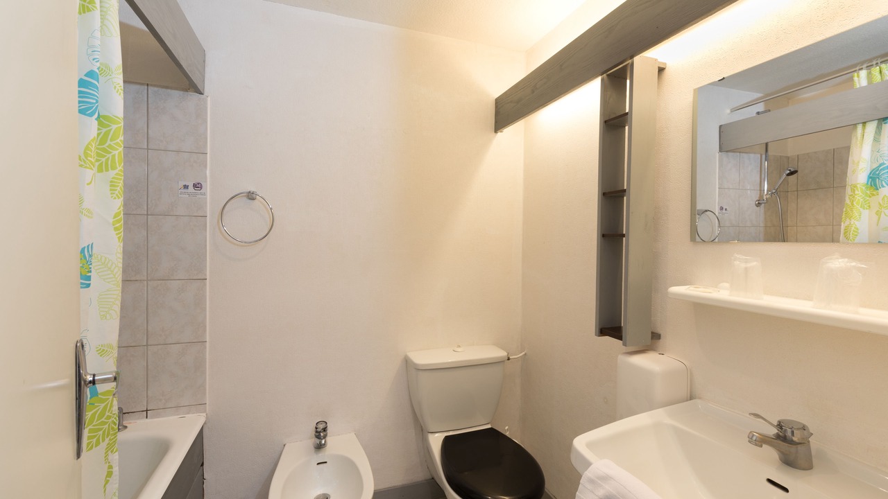 Photo of Bathroom in Plainfaing