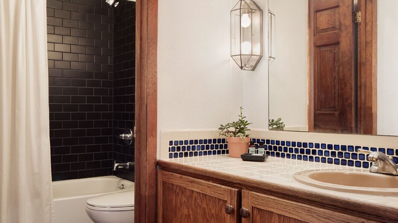 Photo of Bathroom in Southside