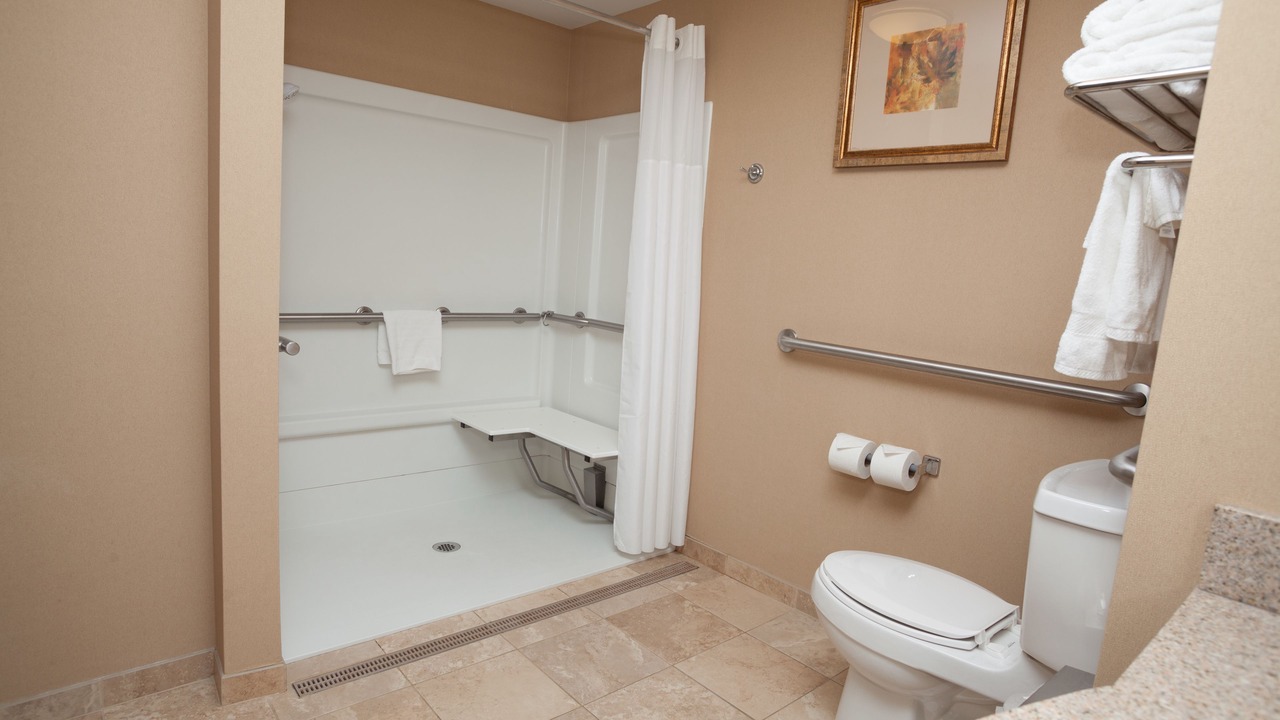 Photo of Bedroom in Oneonta