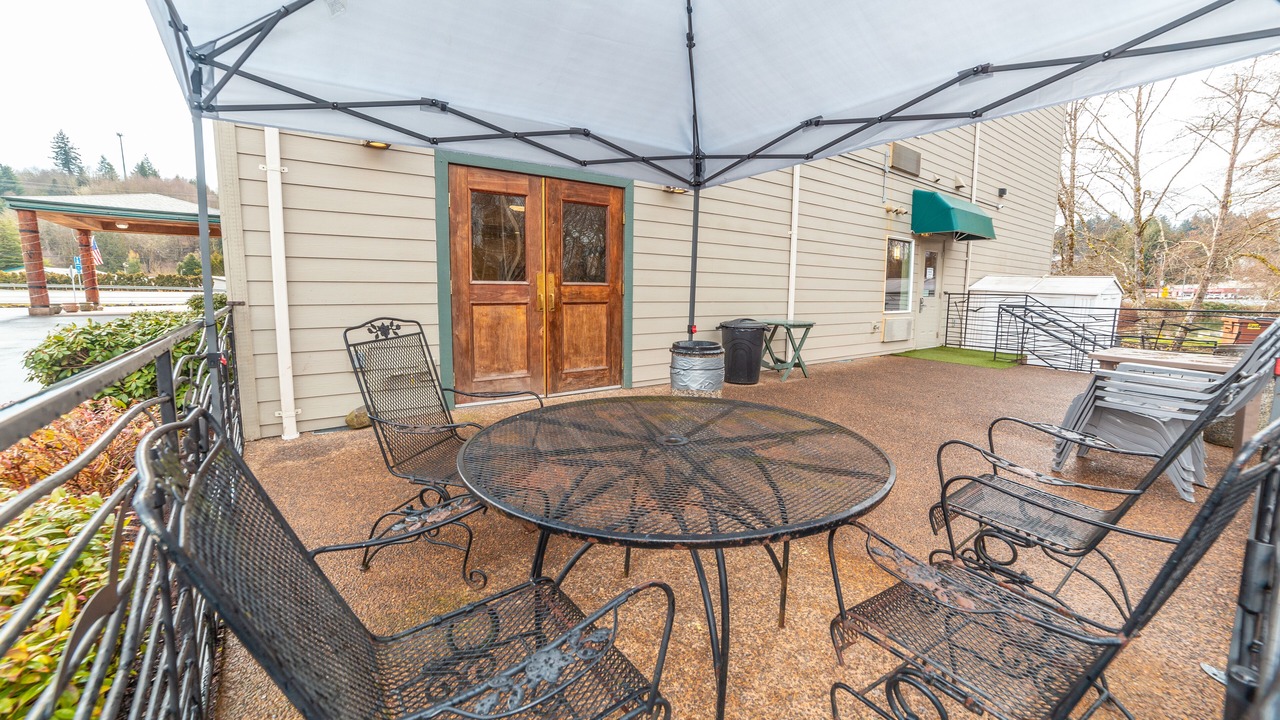 Photo of Patio Balcony in Clatskanie