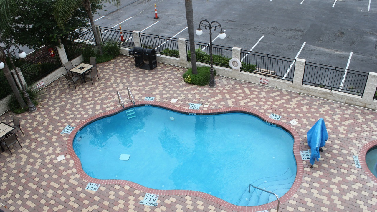 Photo of Outdoor in Alice