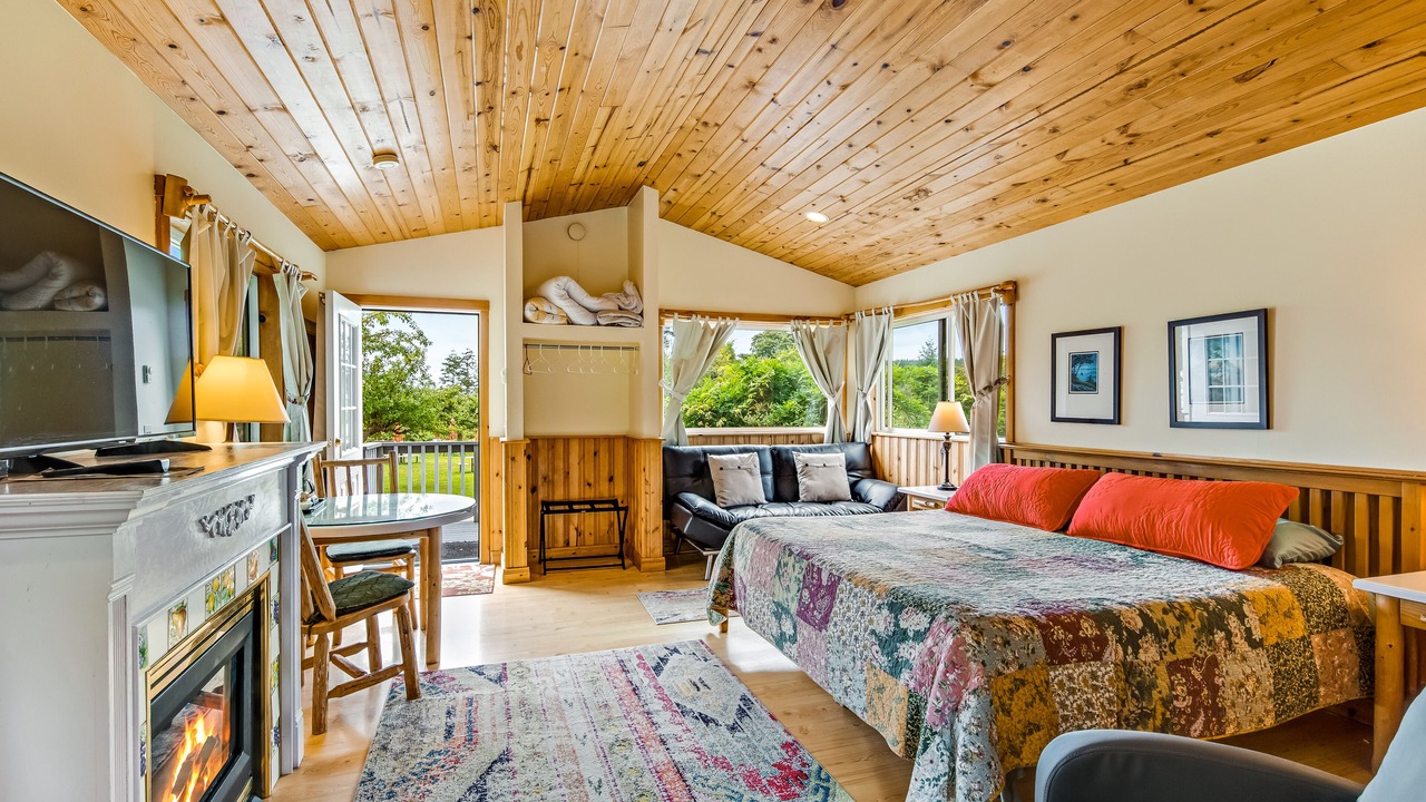 Photo of Others in Deer Harbor