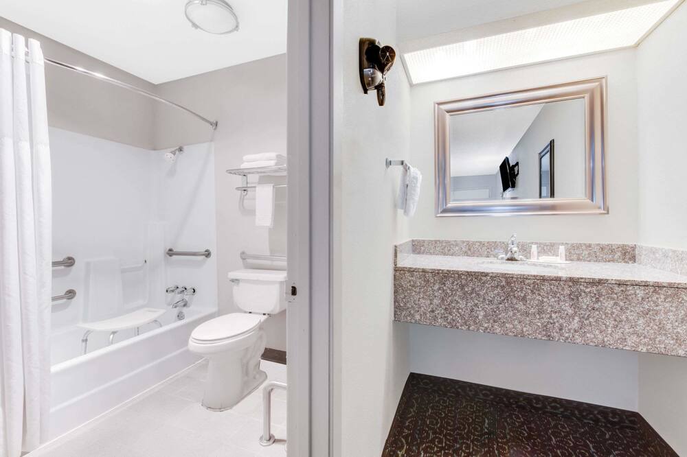Photo of Bathroom in Big Spring