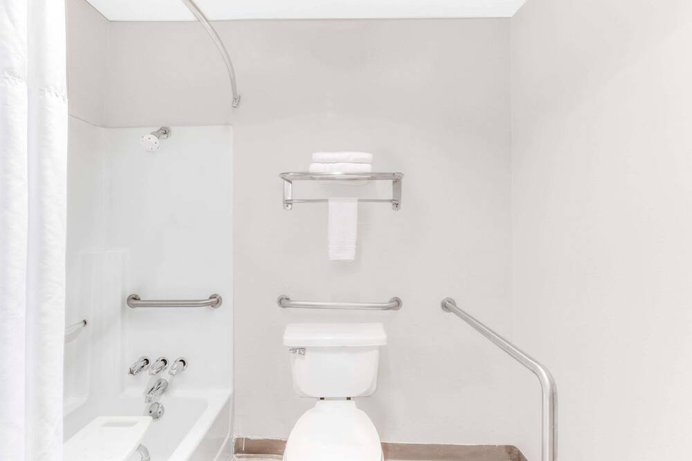 Photo of Bathroom in Big Spring