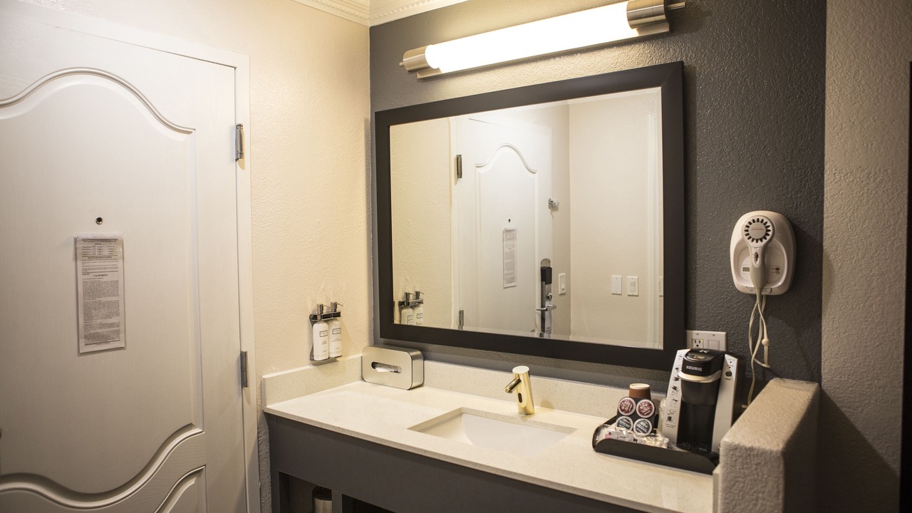 Photo of Bathroom in Old Mountain View