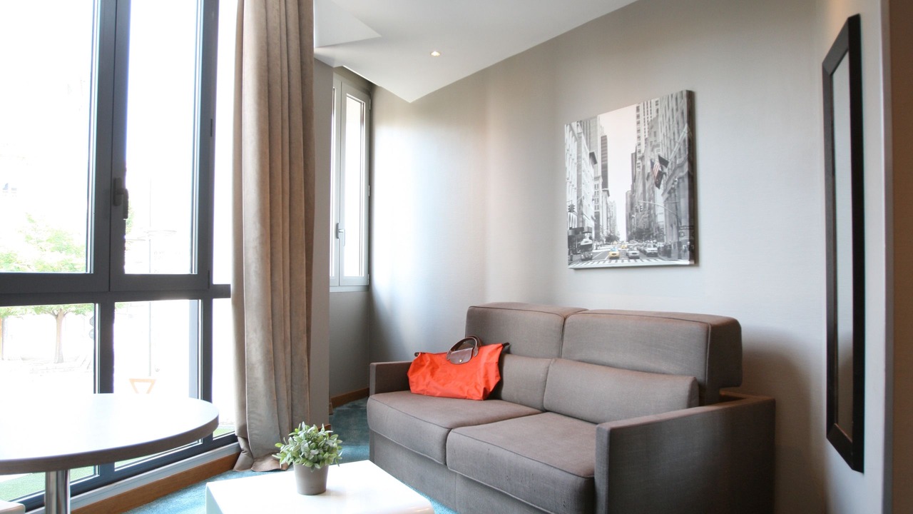 Photo of Bedroom in Valence